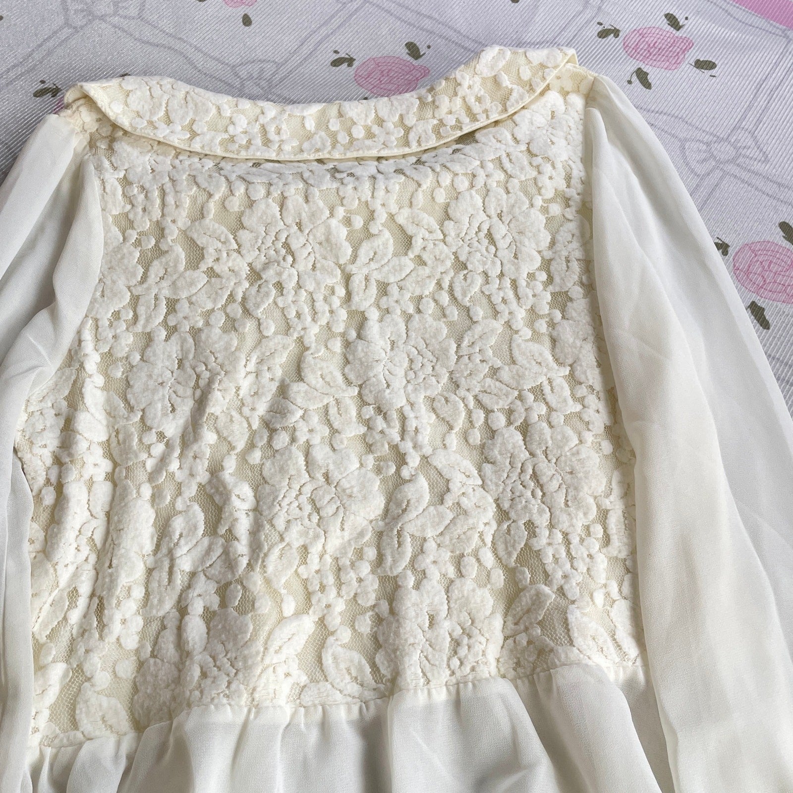 Liz Lisa Ivory Lace Blouse – Himekaji / Romantic Vintage Style3