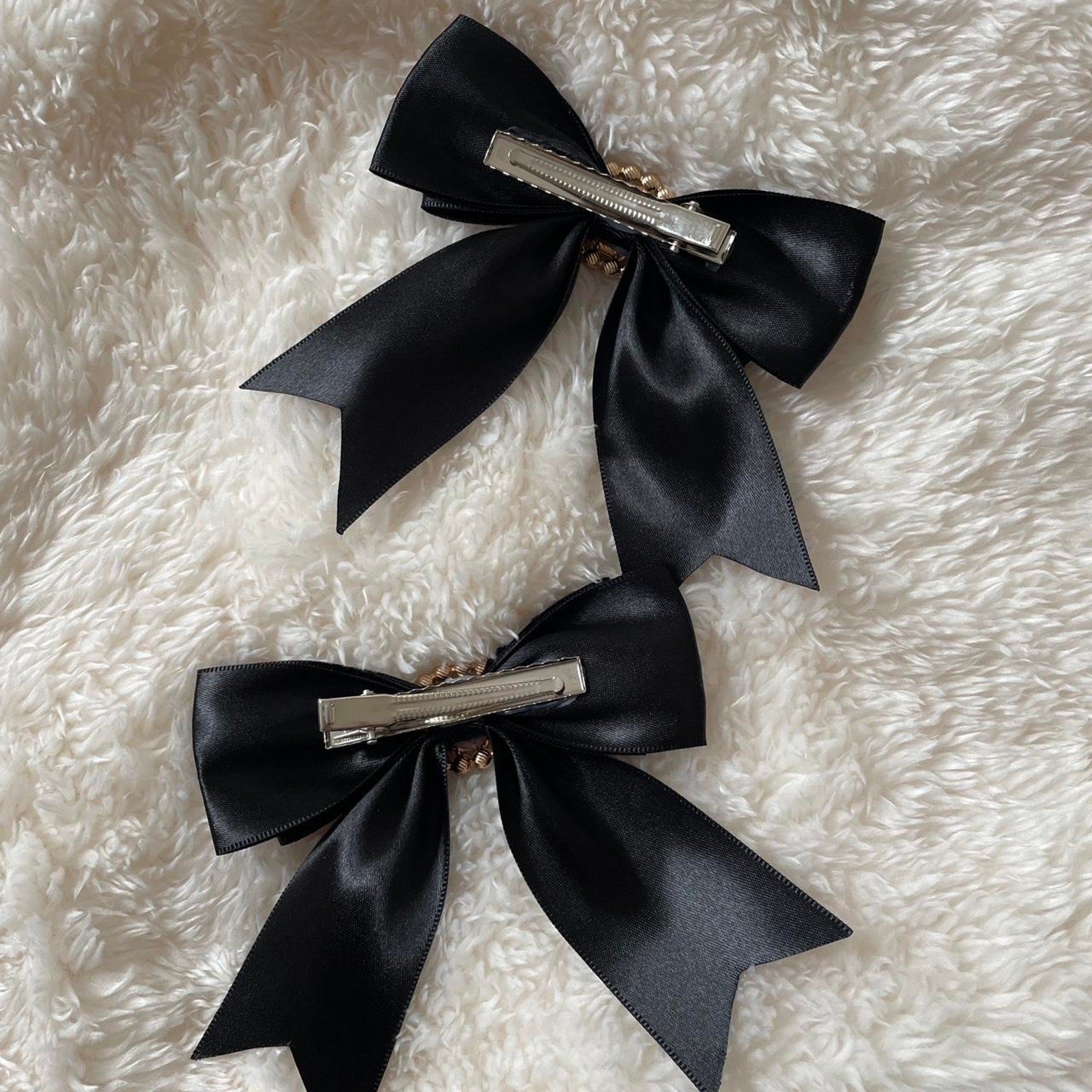 Black satin pearl bow clips - classic lolita / vintage gothic pair2