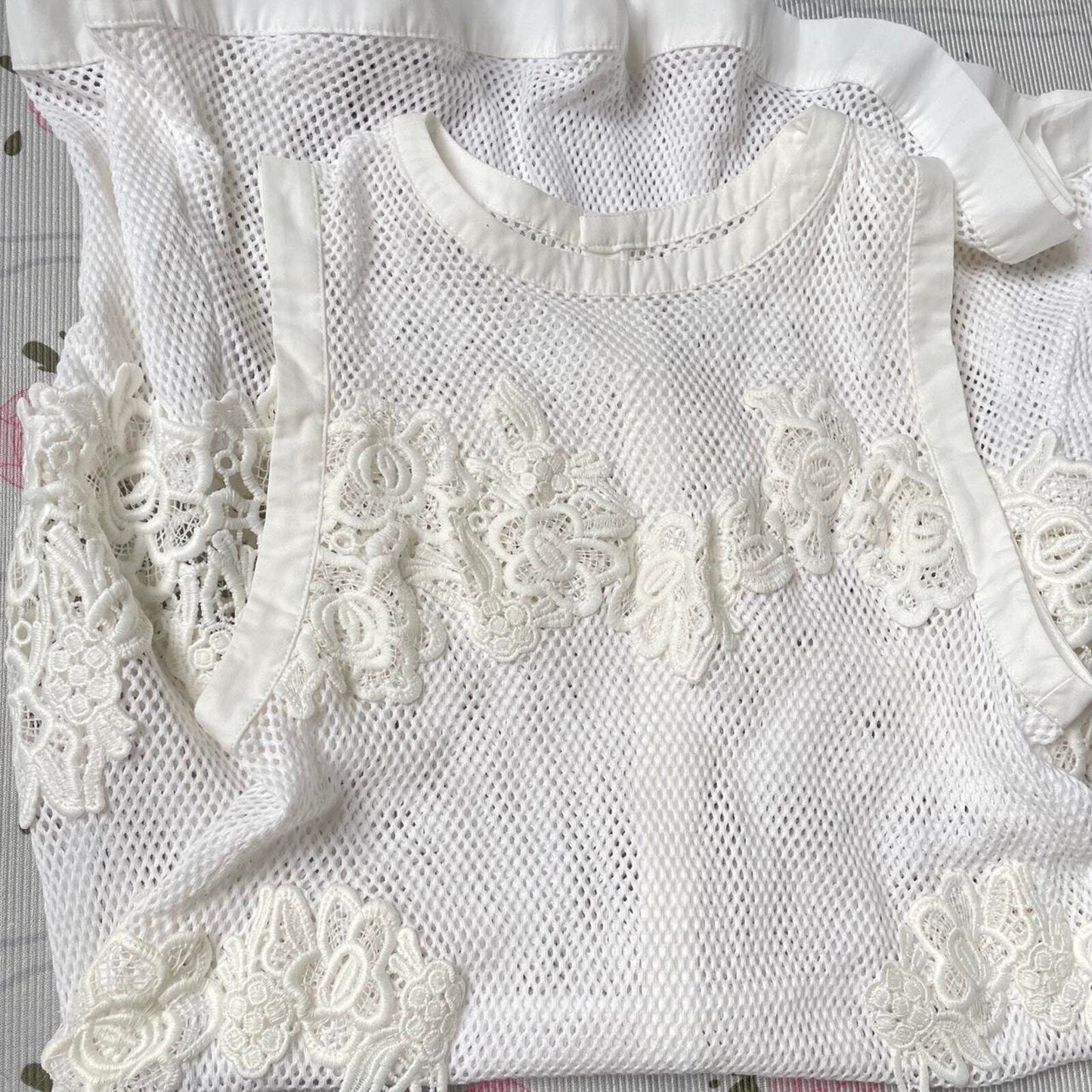 Japanese brand Snidel white dress two-piece with a mesh outer dress2
