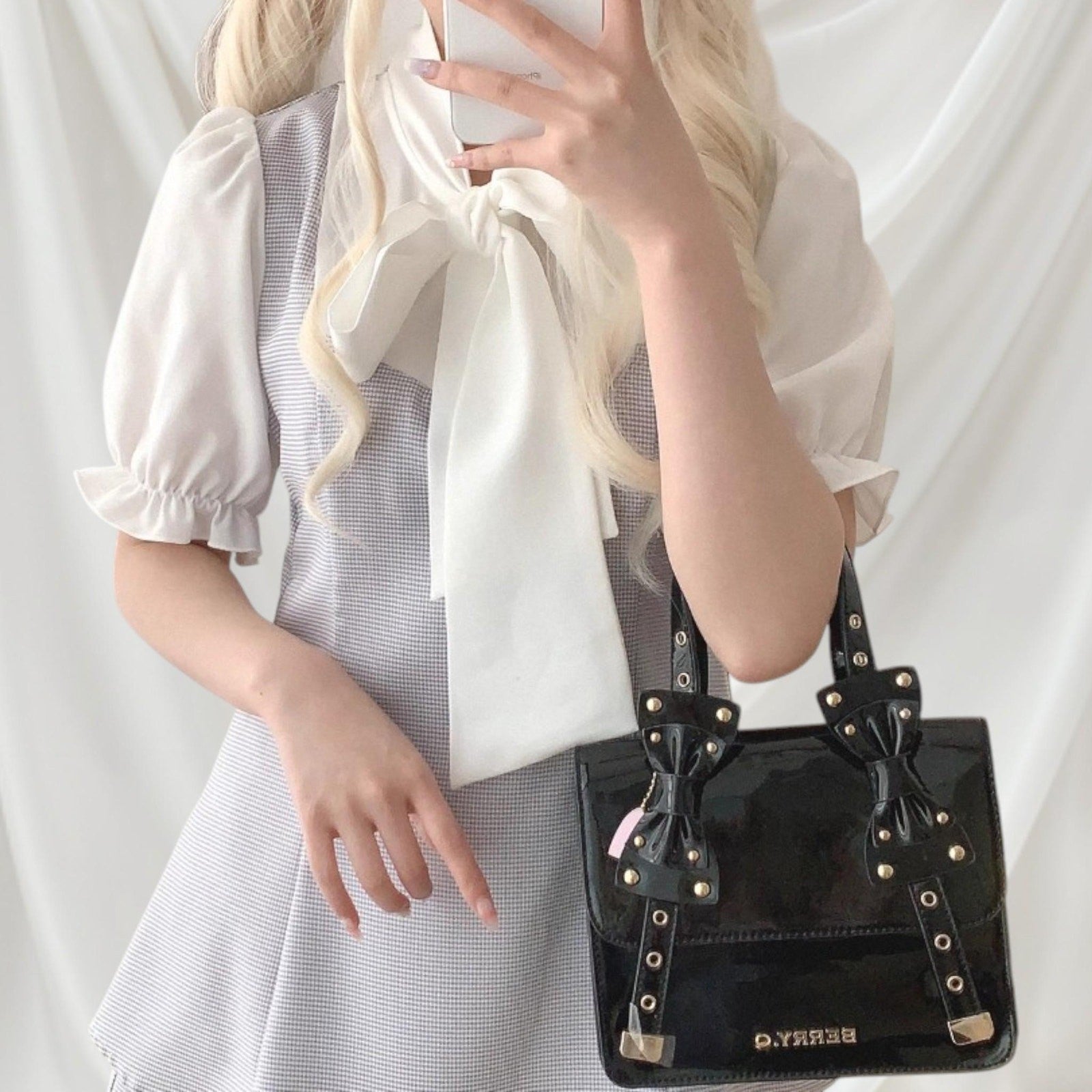 Jirai Kei two-piece set from Japanese brand Dear My Love Rose by Dear My Dream 4