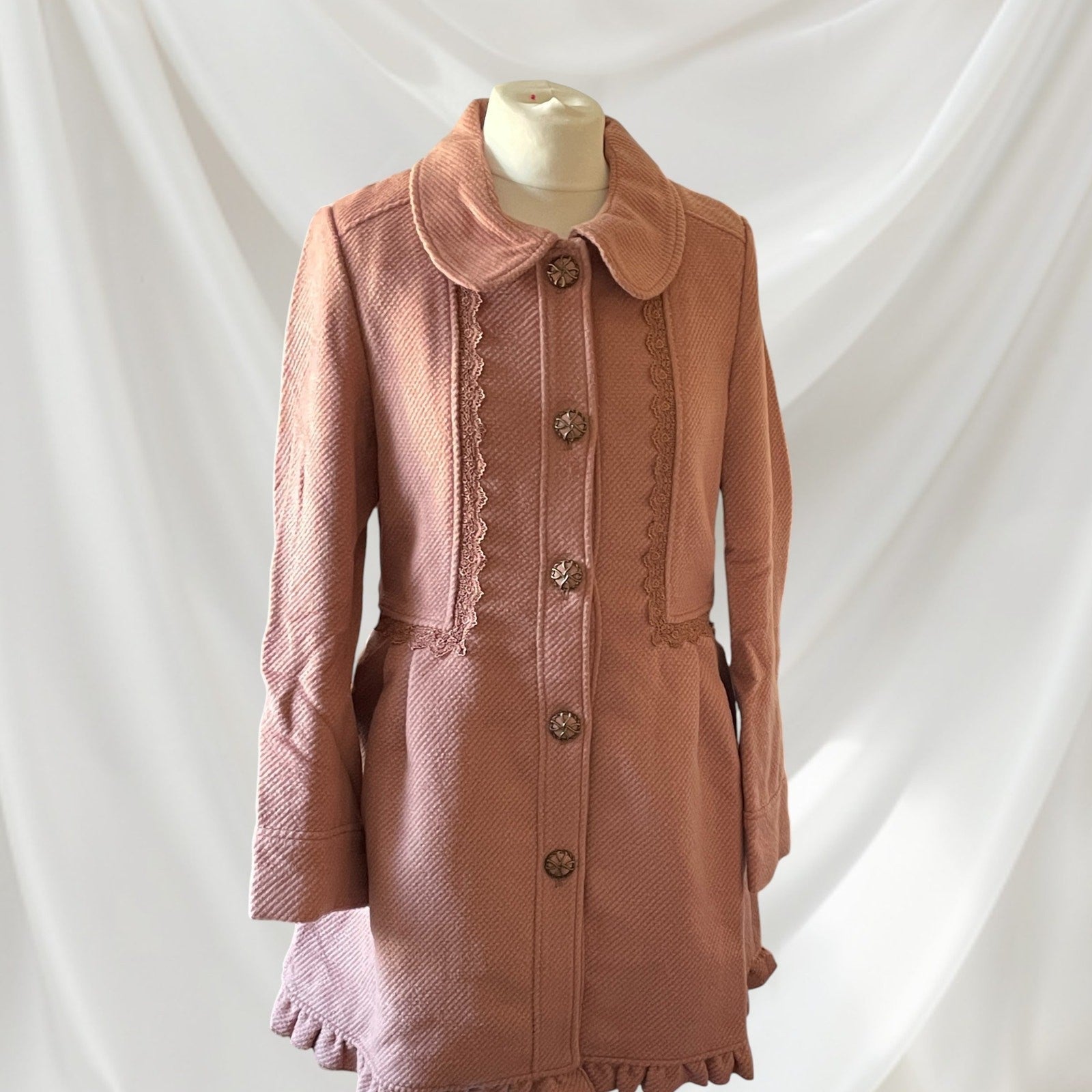 Axes Femme Dusty Pink Lace Trim Coat – Classic Romantic Style3