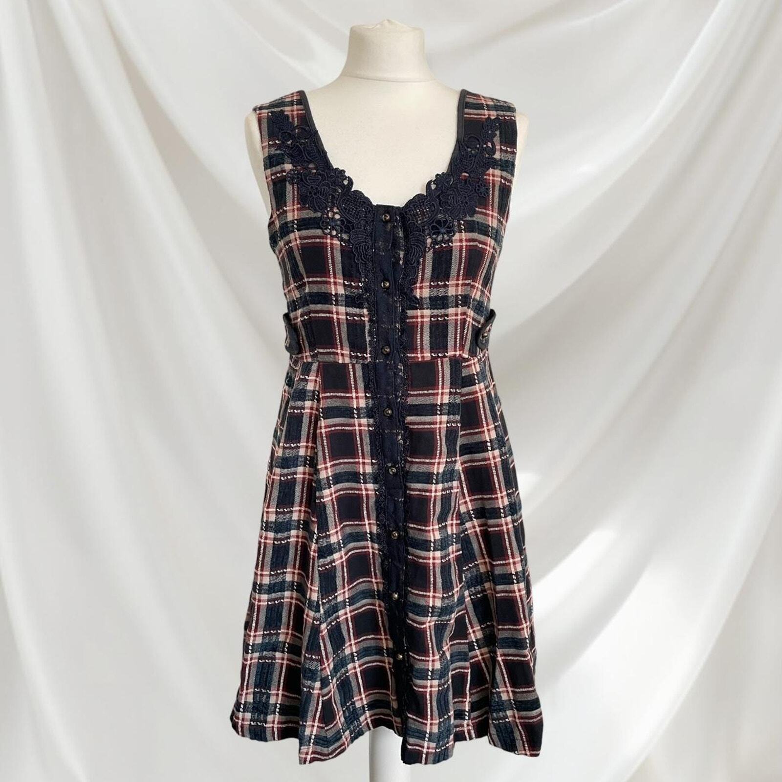 Axes Femme plaid dress with embroidery detail one-size0
