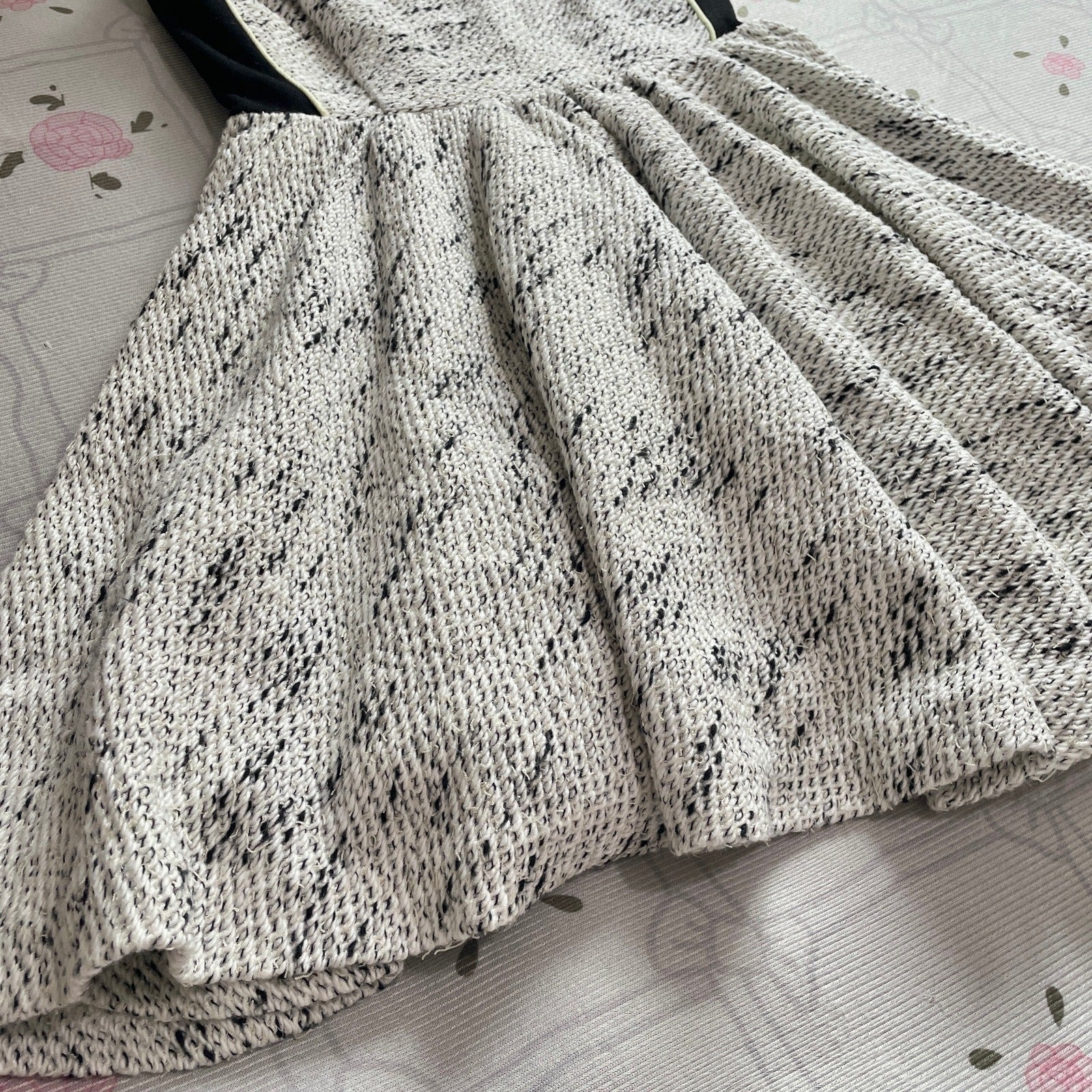 Snidel monochrome fit & flare dress with textured fabric4