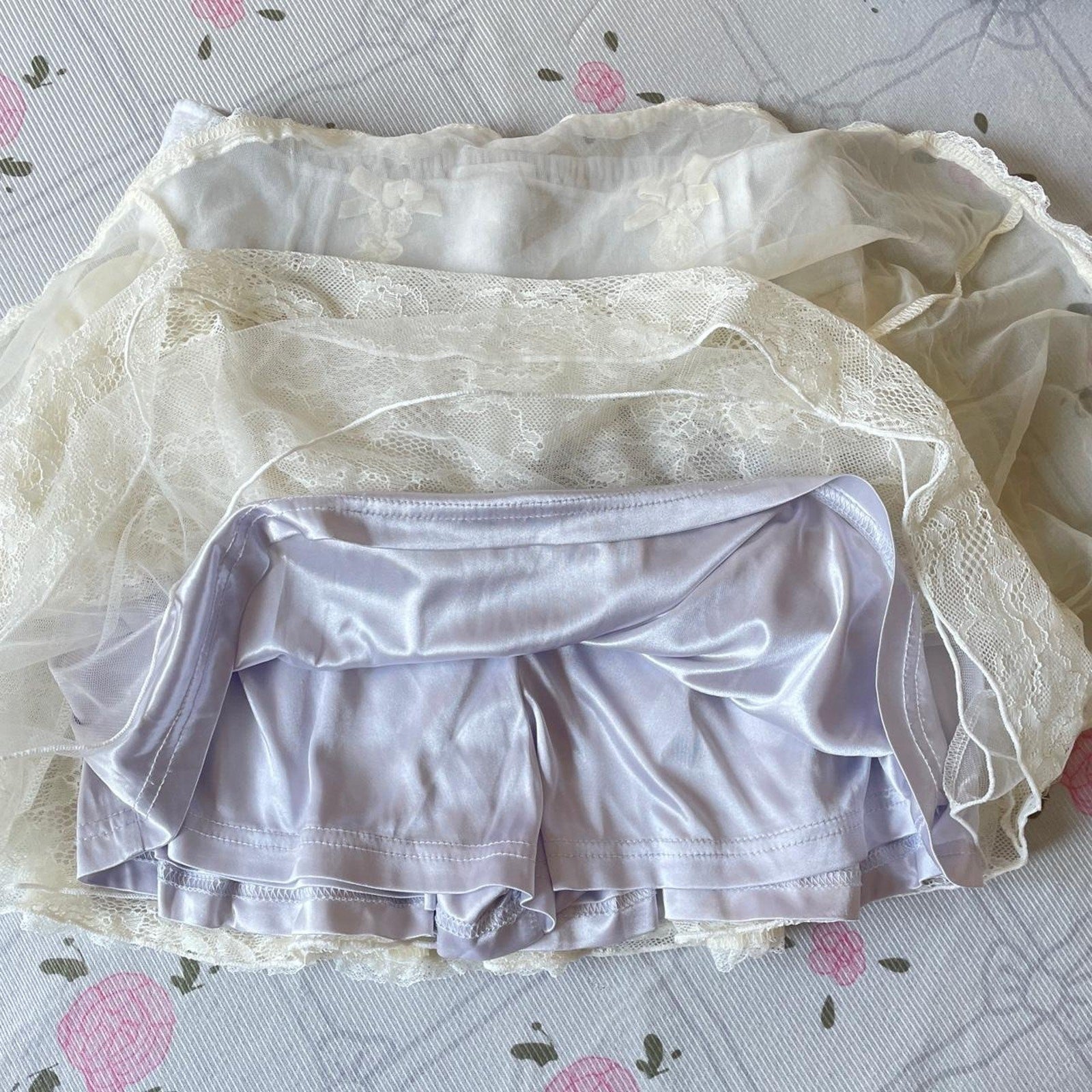 Liz Lisa twopiece set, a top and matching short skirt5