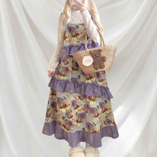 Vintage-inspired floral strap dress with ruffle accents Jfashion kawaii 0