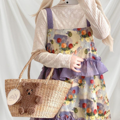 Vintage-inspired floral strap dress with ruffle accents Jfashion kawaii 3