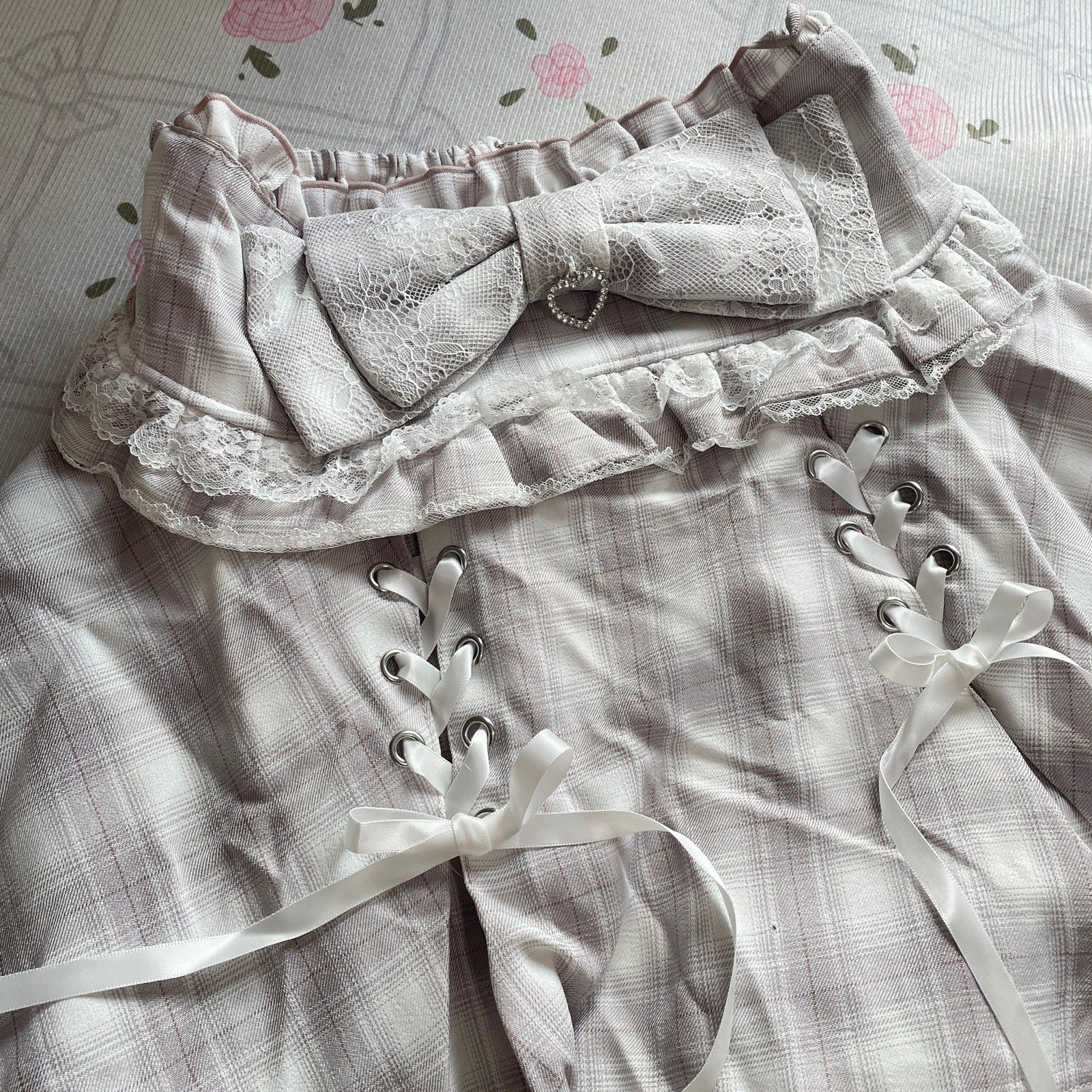 Noemie pink lace up skirt with builtin shorts, girly jfashion5