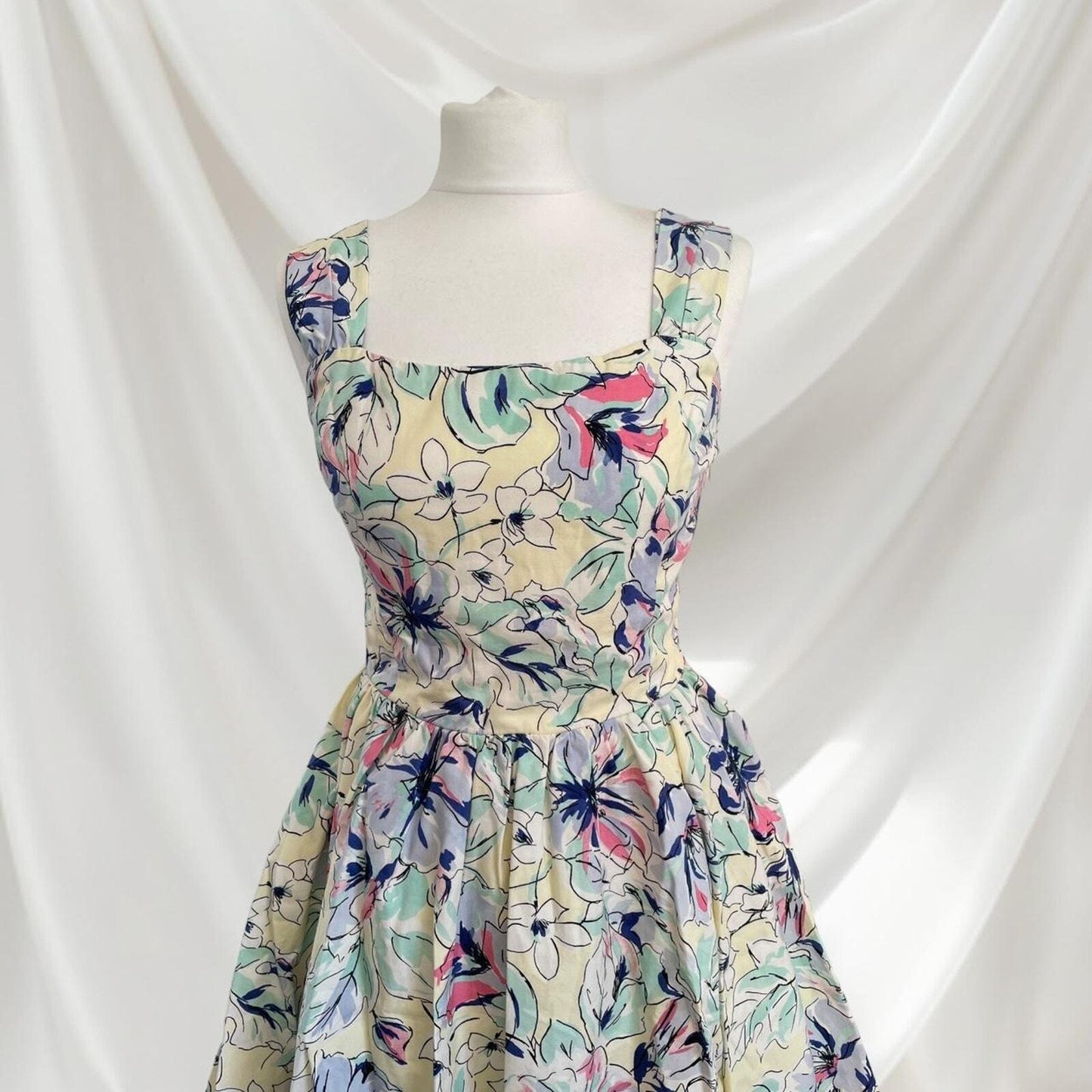Japanese brand Snidel floral print dress with flare skirt high-quality structure1