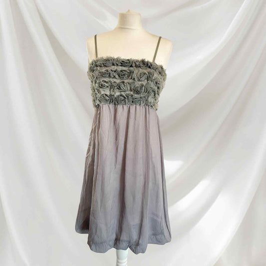Dress adorned with three-dimensional flower decorations vintage dress size S0