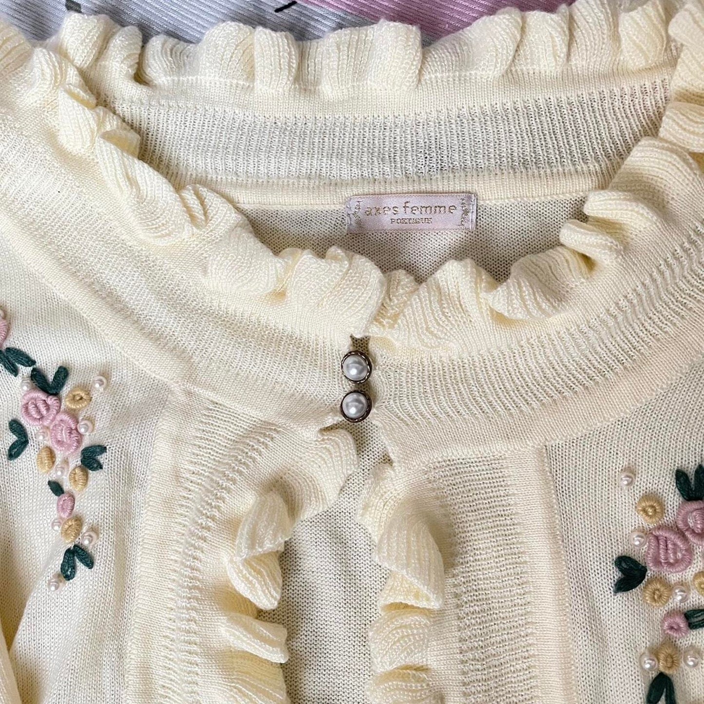 Axes Femme embroidered knit cardigan with ruffle trim rare piece5