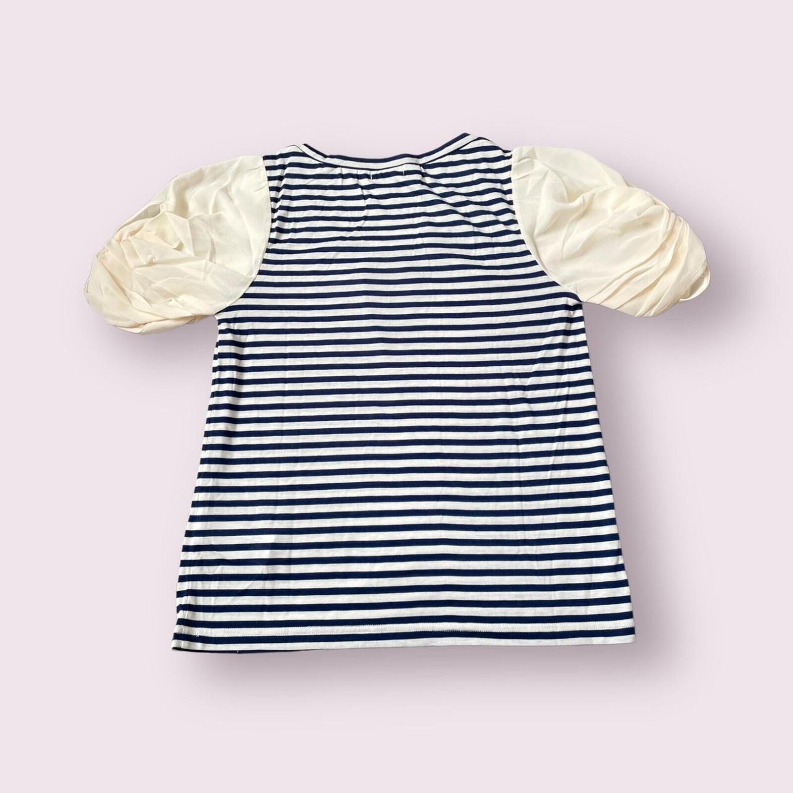 Axes femme navy blue and white striped puff sleeve top1