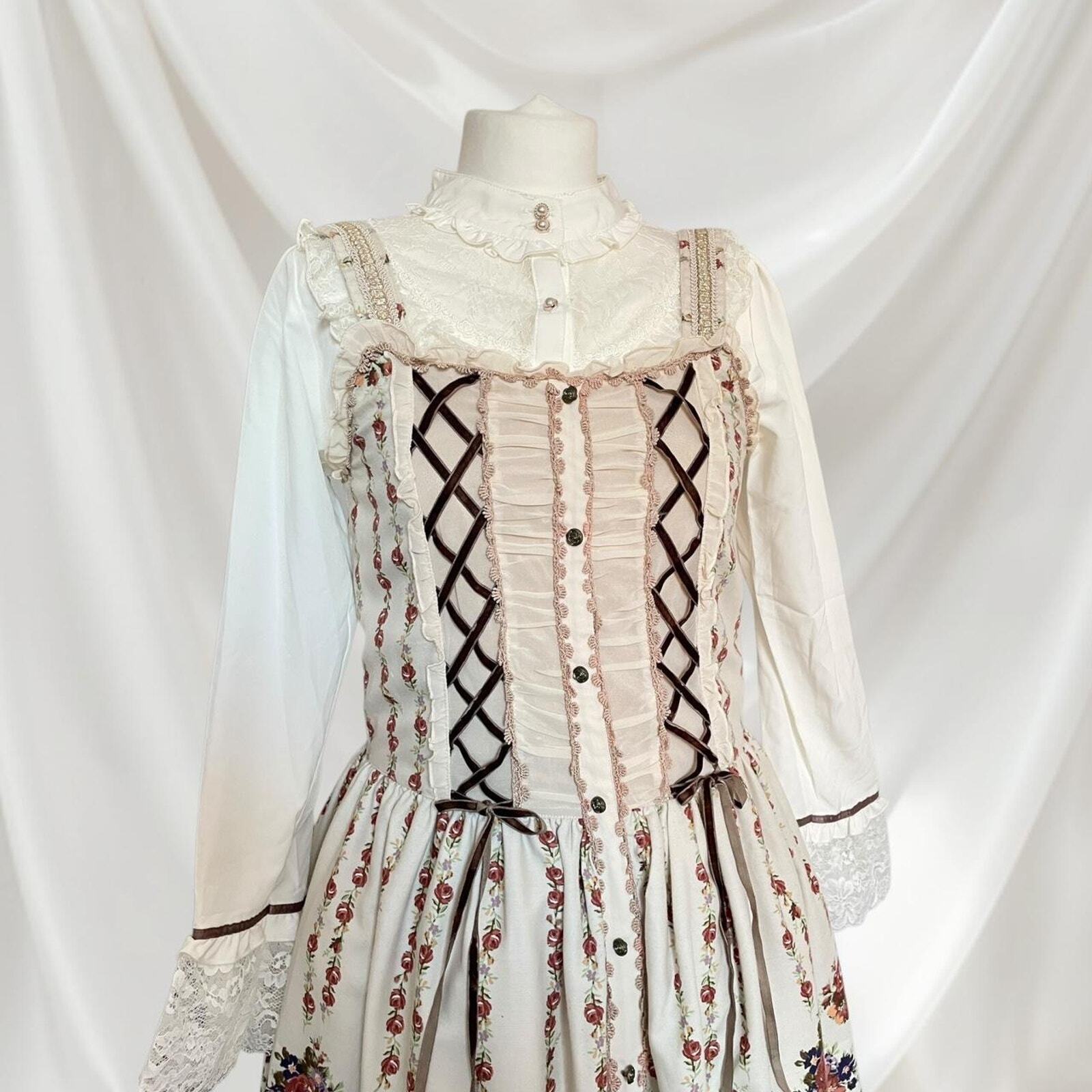 Axes femme floral lace-up JSK romantic vintage-inspired jumper skirt1