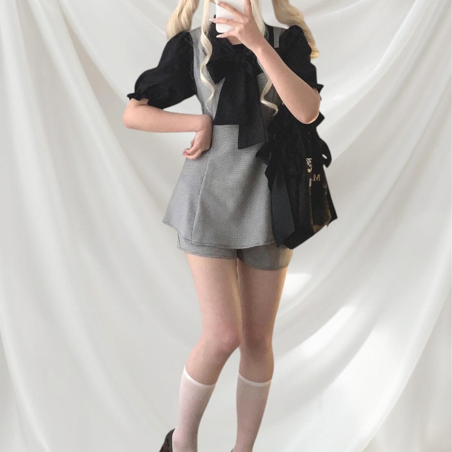 Jirai Kei two-piece set from Japanese brand Dear My Love Rose by Dear My Dream 1