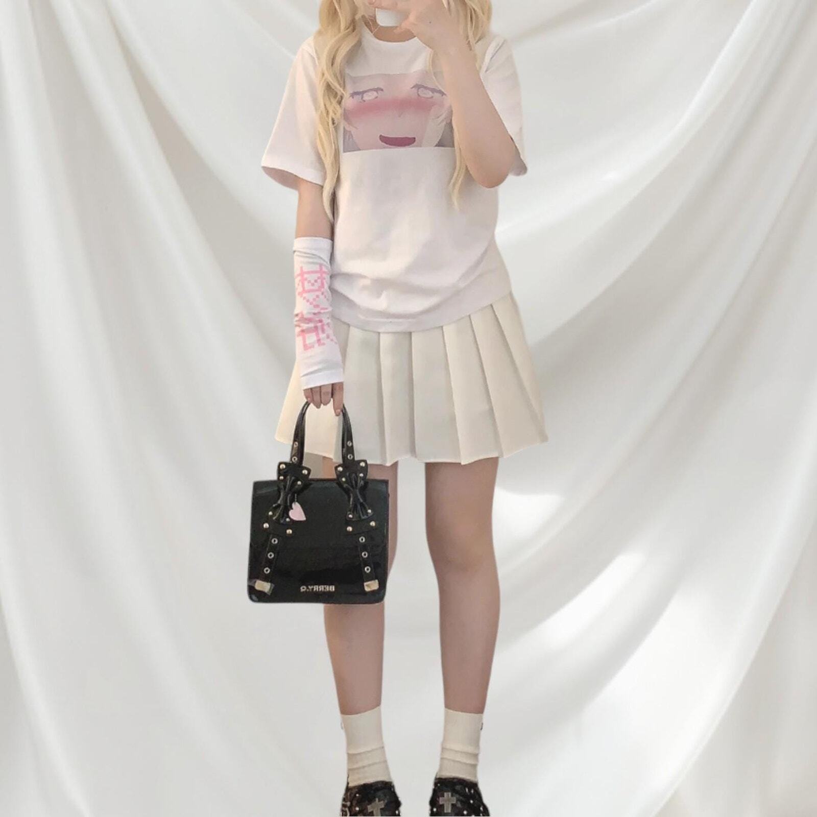 Japanese graphic tee with artistic single sleeve Anime Tee Kawaii Jfashion3