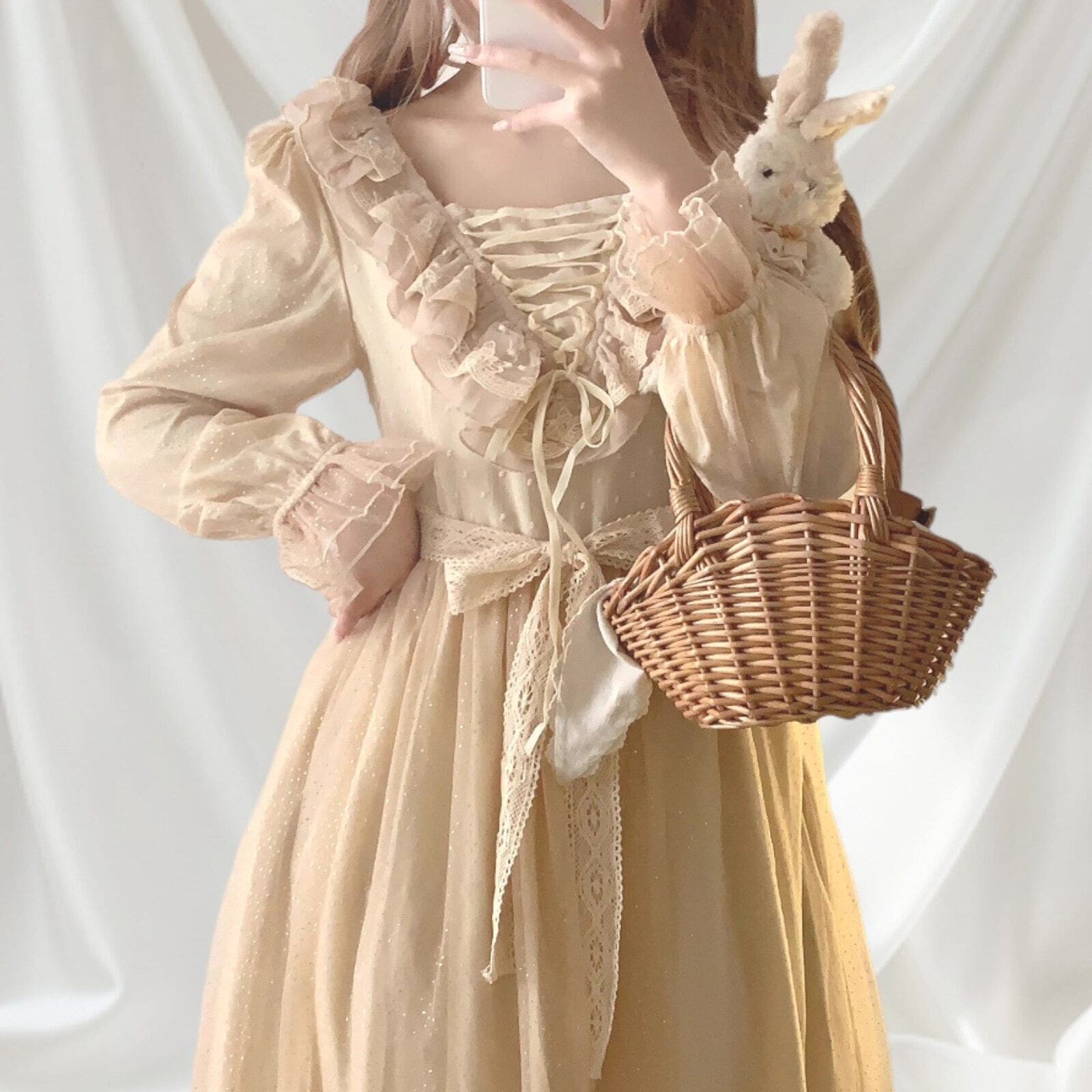 Vintage-inspired midi dress with a lace-up detail with ruffles and a lace belt 2