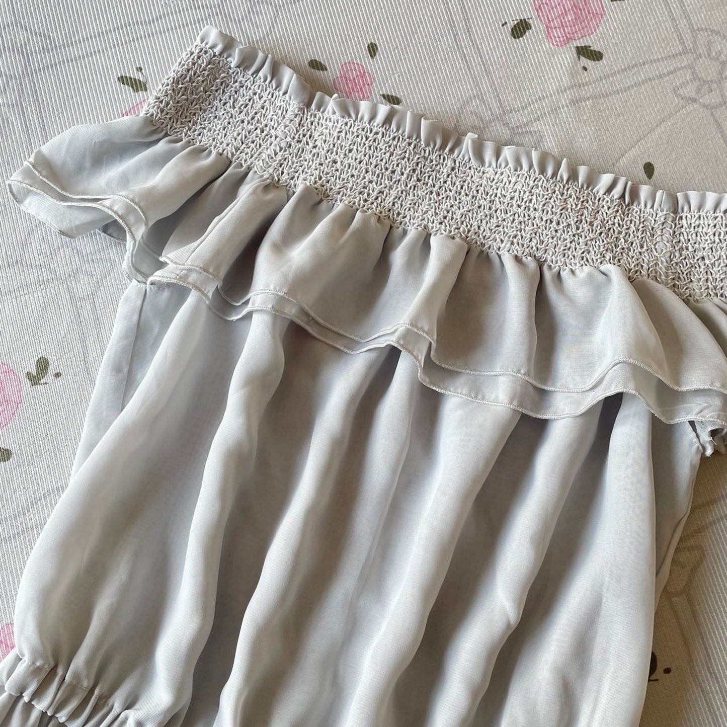 Shirred Off-Shoulder Ruffle Top – Japan Vintage2