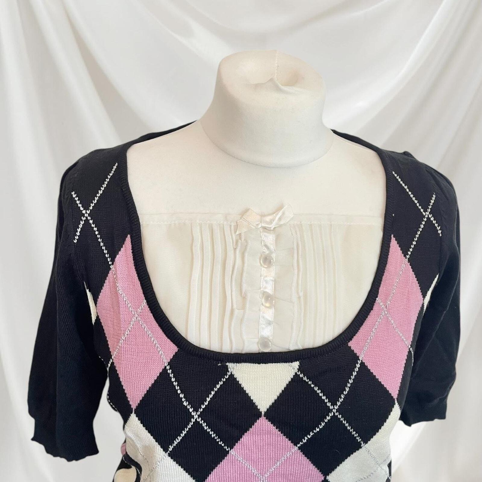 Vintage Japanese l argyle knit top with bow and button detail2