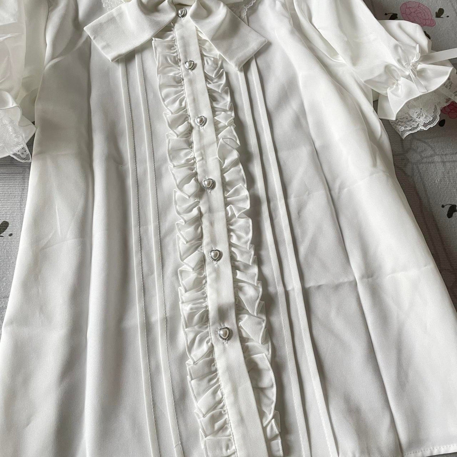 Japanese brand Noemie white lace ruffle blouse with detachable bow3