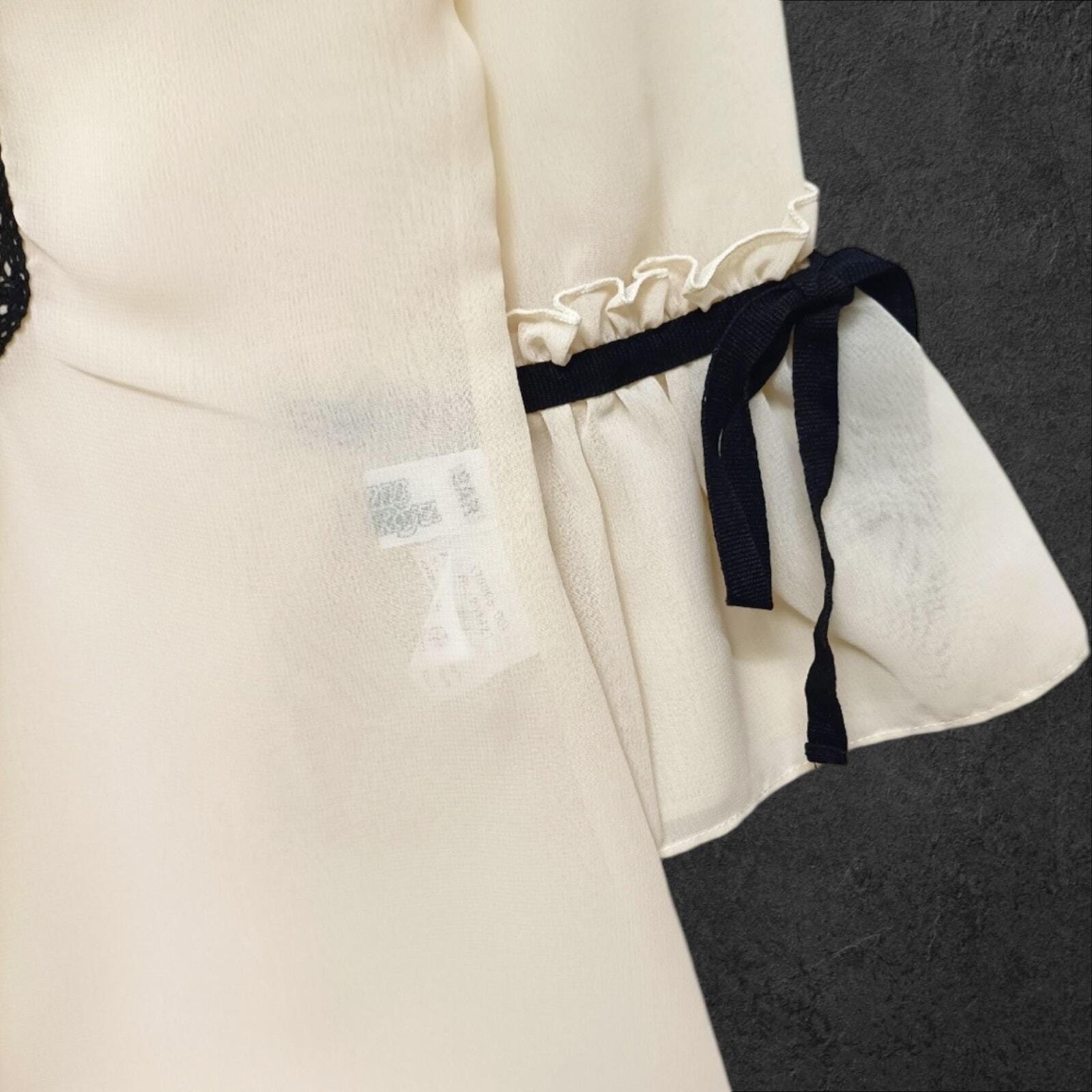 Y2k vintage sheer embroidered blouse with open-back detail – Japanese brand RYU 4