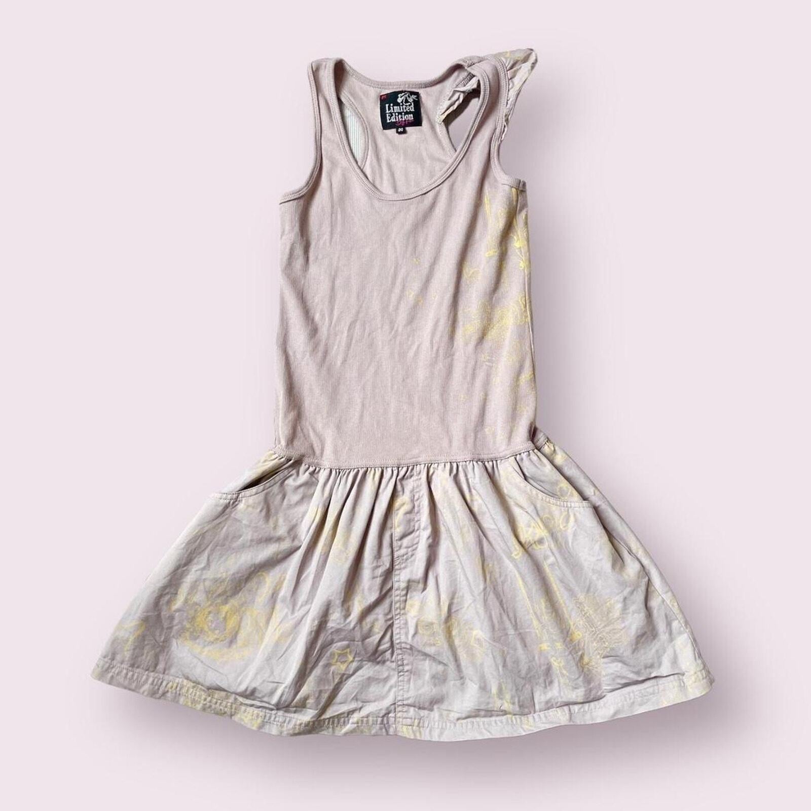 Sleeveless flared mini dress details0