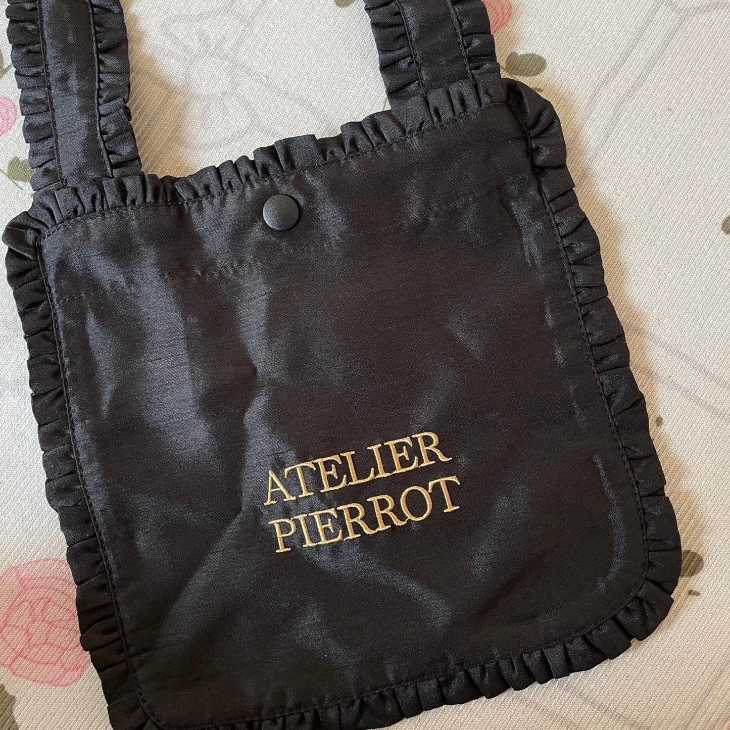Atelier Pierrot frill strap mini shoulder bag - black velvet gothic lolita purse2