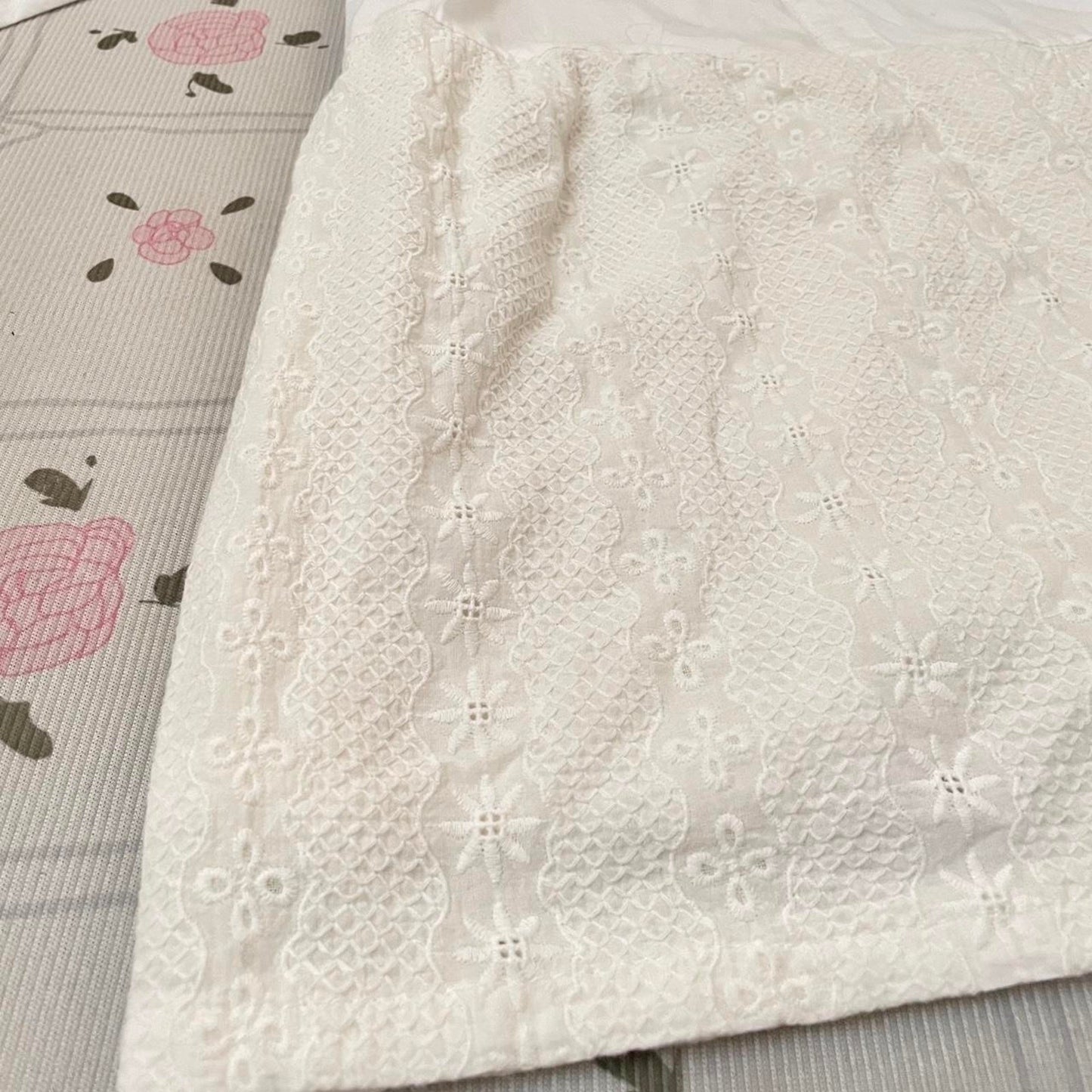 Japanese vintage cotton embroidered long blouse with lace skirt panel4