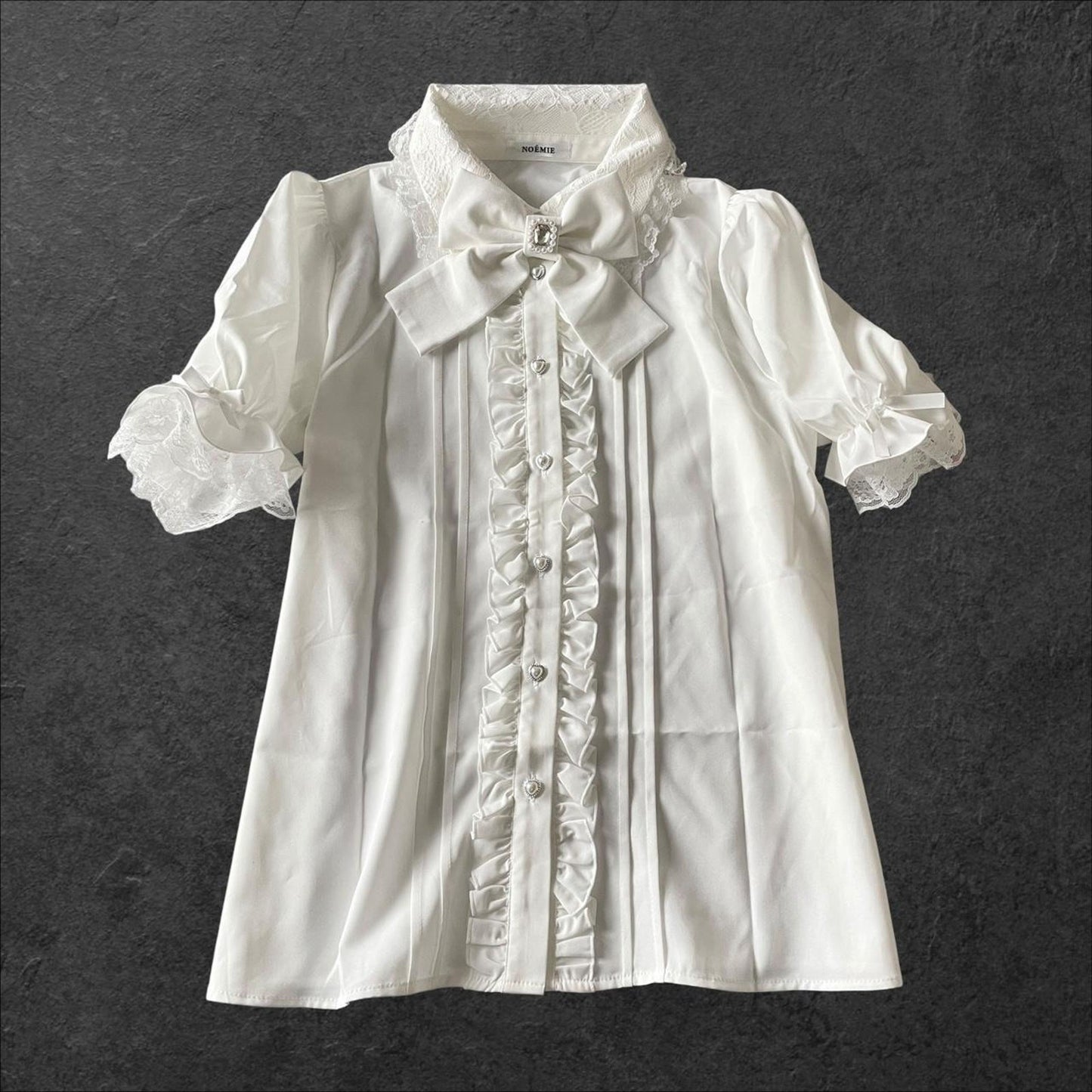 Japanese brand Noemie white lace ruffle blouse with detachable bow0
