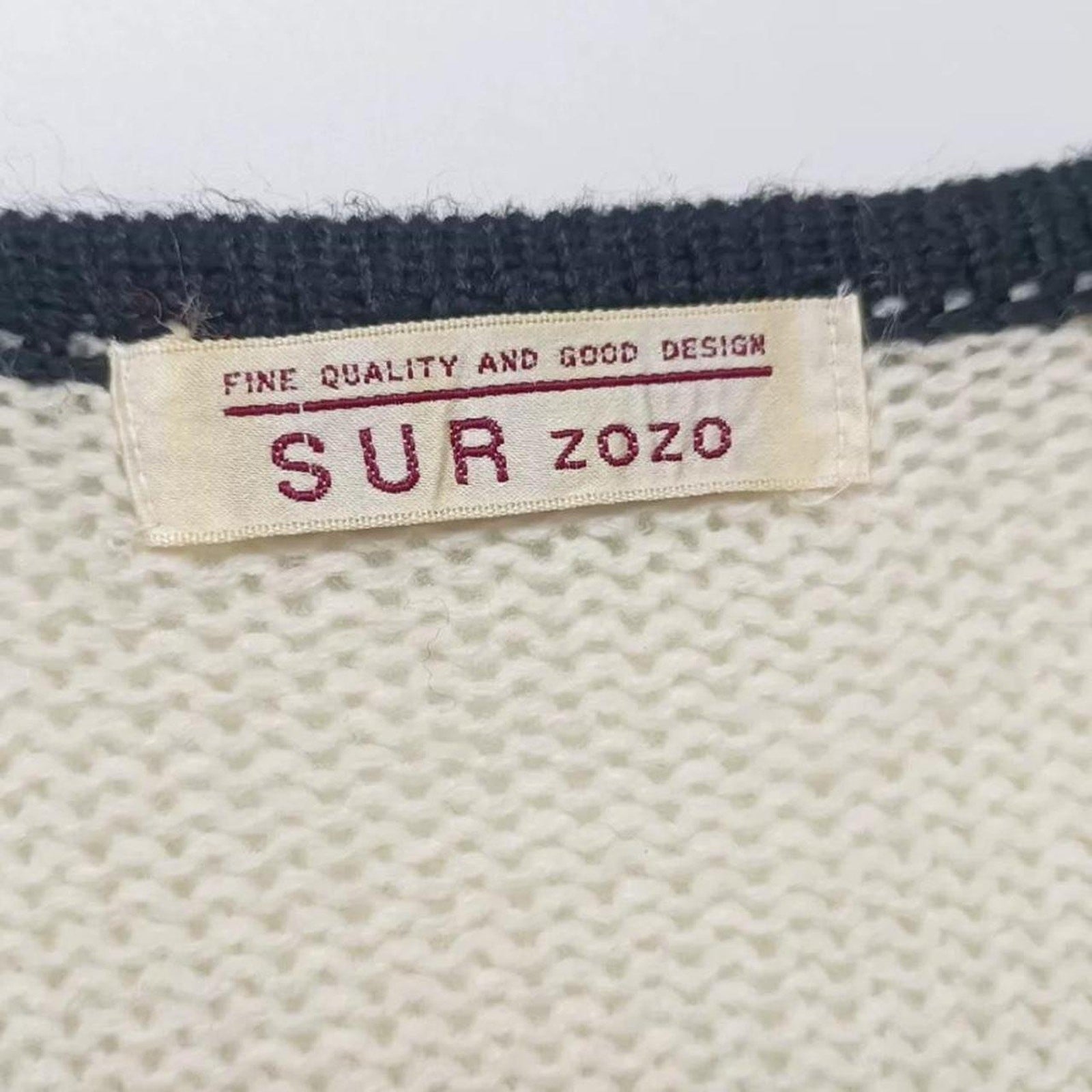 Y2K Japanese Vintage Cream Knit Top with Black Stripe Detail4