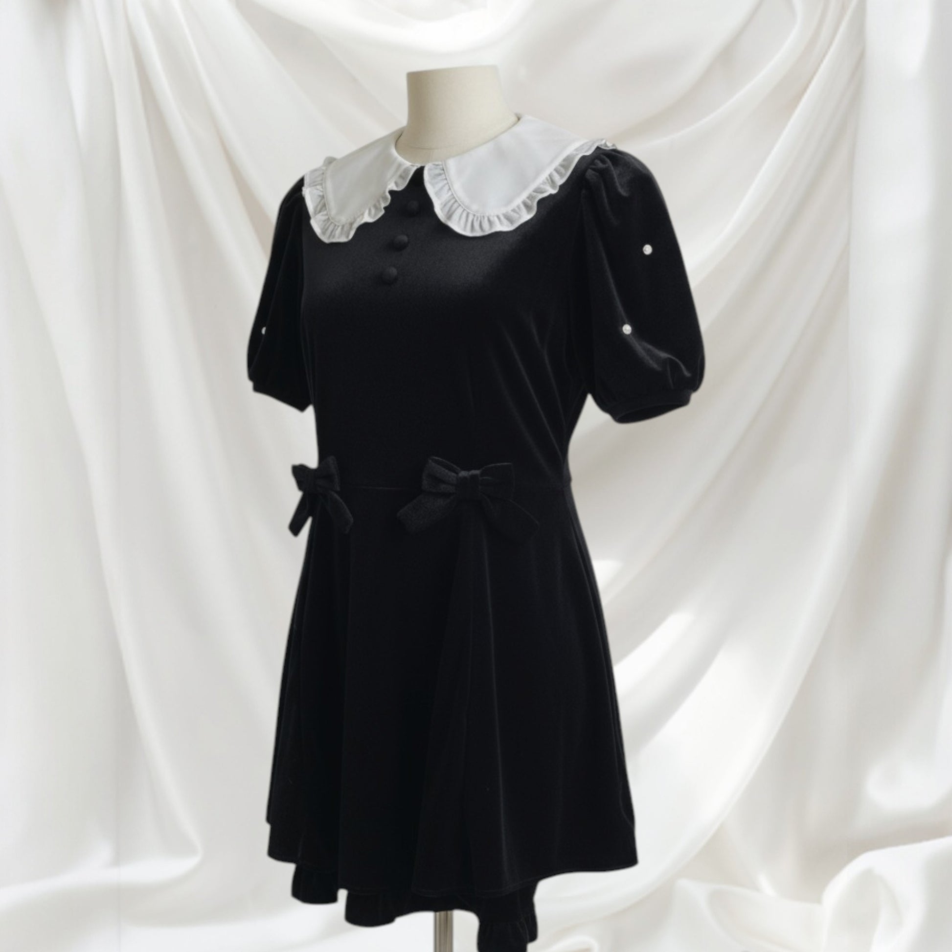 Ank Rouge Black Velvet Dress – Detachable White Collar 0
