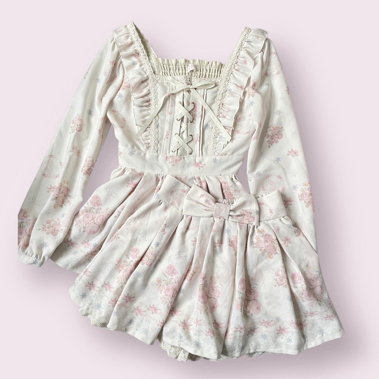 Liz Lisa two-piece floral set with lace-up detail romantic olita outfit 4