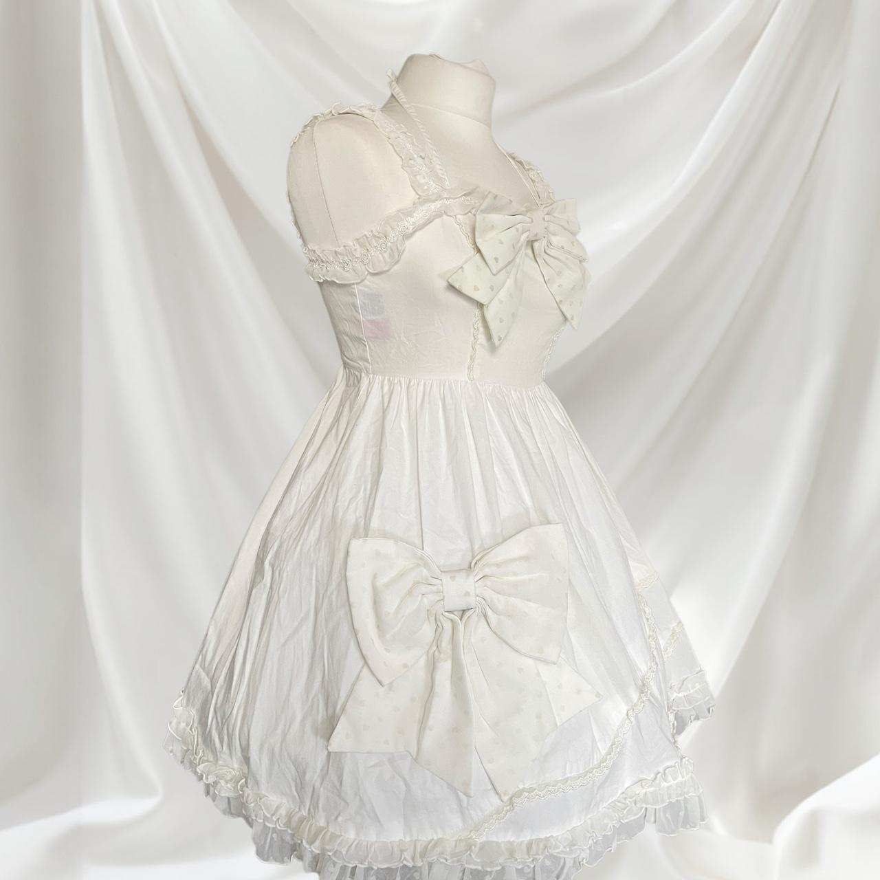 Japanese brand Bodyline sweet lolita dress with oversized bow embellishments 2