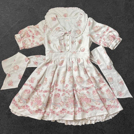 Liz Lisa floral print sweet lolita dress with lace trim and lace-up detail0