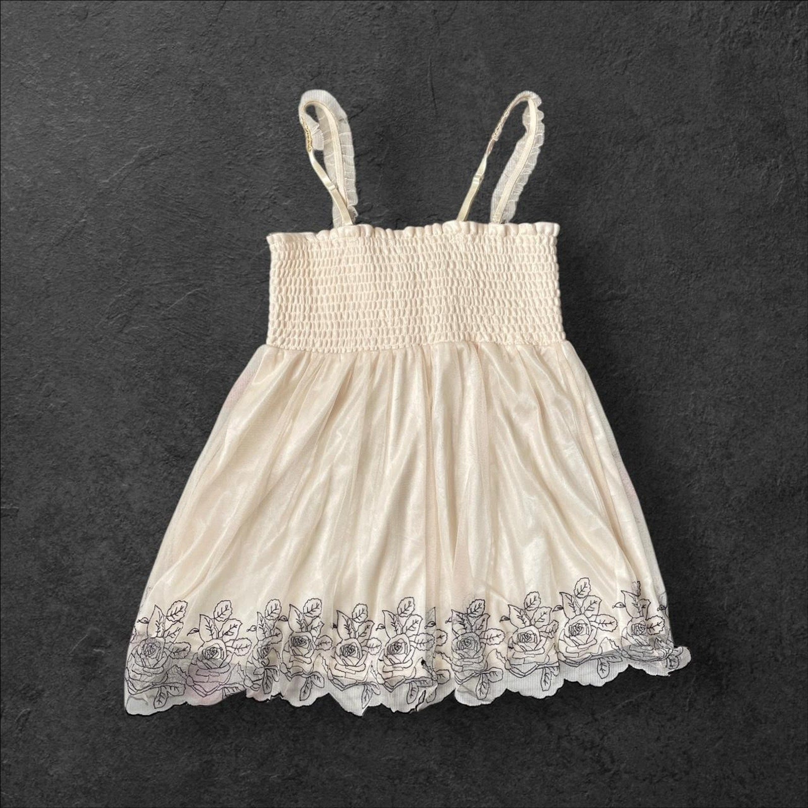 Japanese brand Axes Femme lace-trimmed embellished camisole top3
