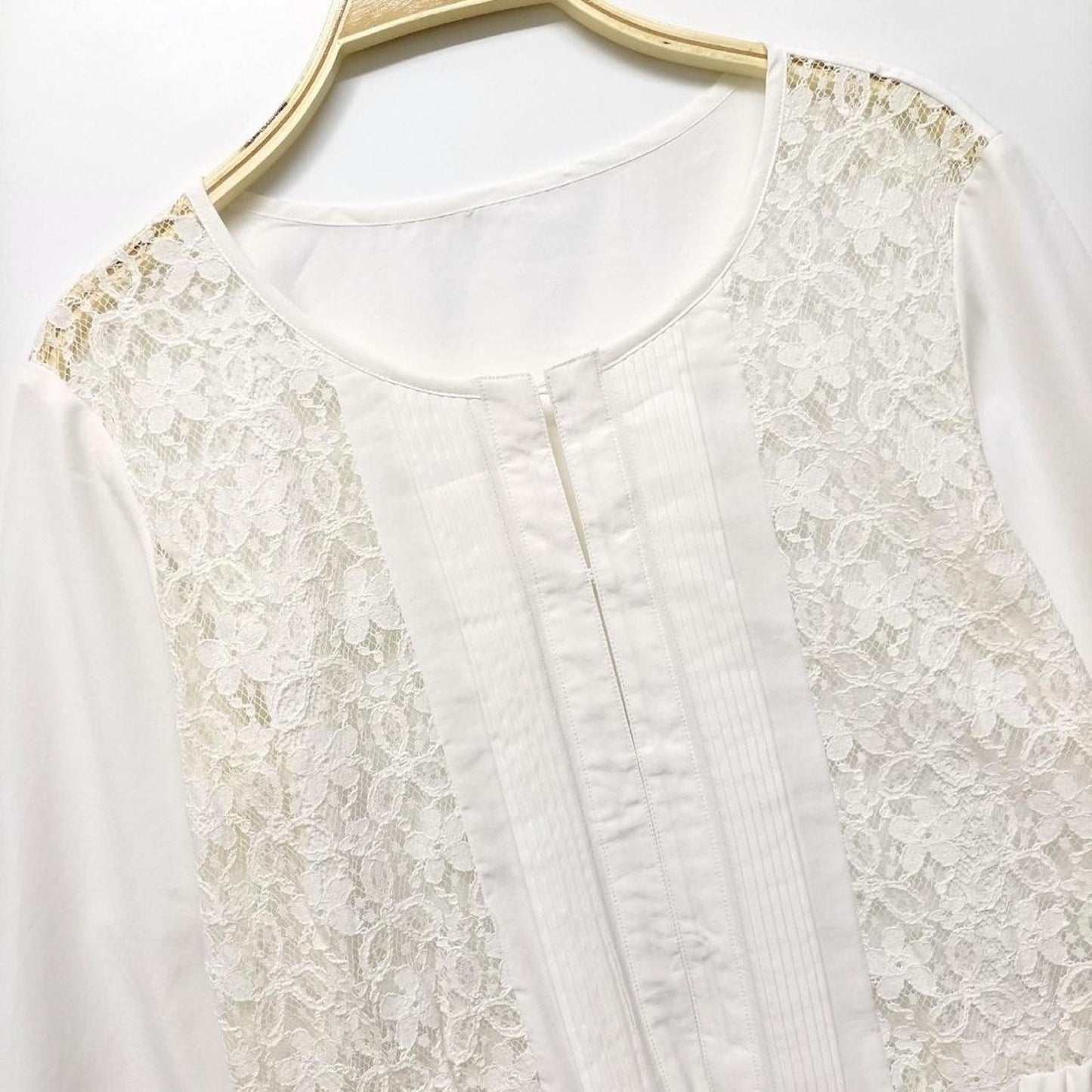 Y2k white vintage lace-trim blouse with adjustable waist1