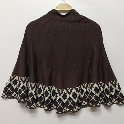 Brown vintage knit cape with geometric pattern 3