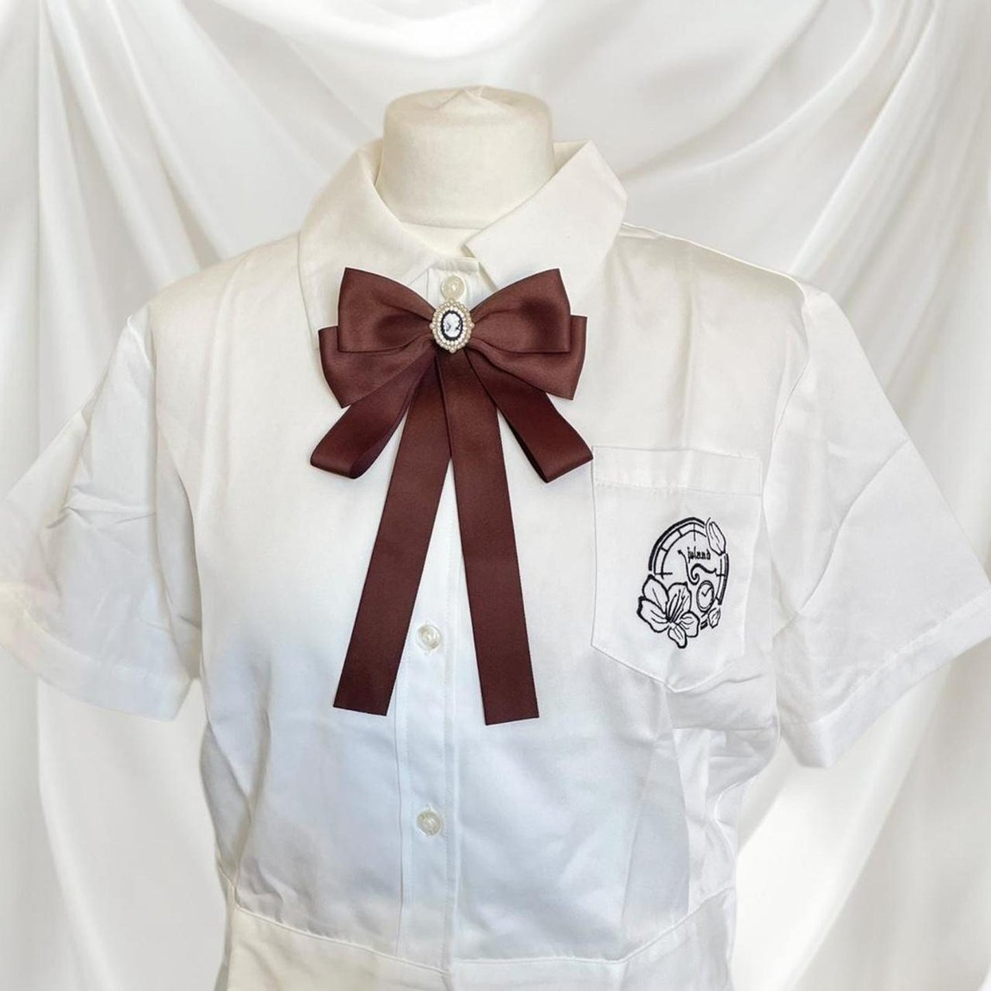 White and brown bow blouse with cute details 3