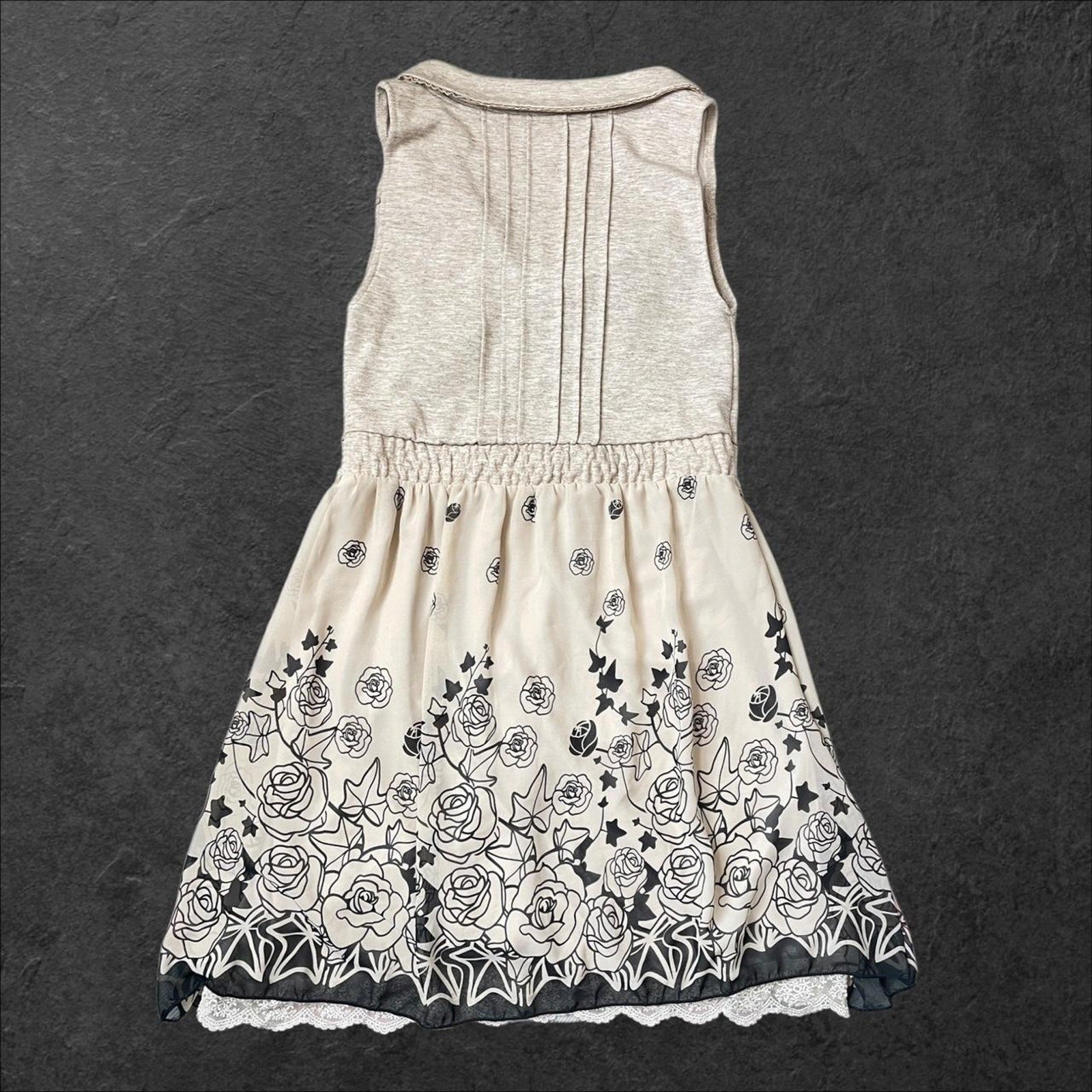 Japanese brand Axes Femme lace-trimmed rose border print dress1