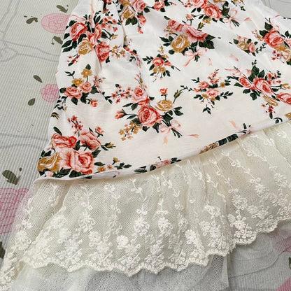 Vintage Japanese floral lace dress with a romantic rose floral print5